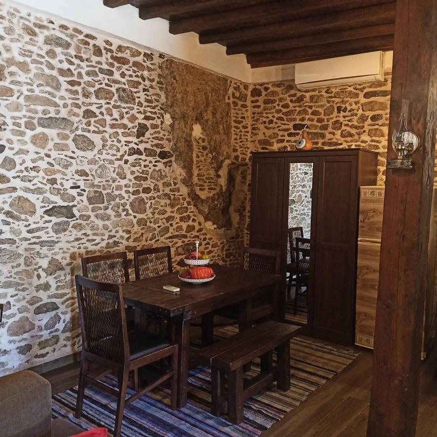 Areti'S Traditional House Apollona ภายนอก รูปภาพ